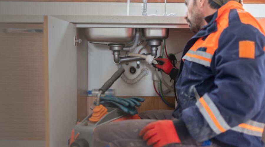 Professional slab leak plumber services in Aledo, IL